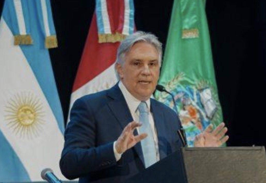 Llaryora ruta 100
