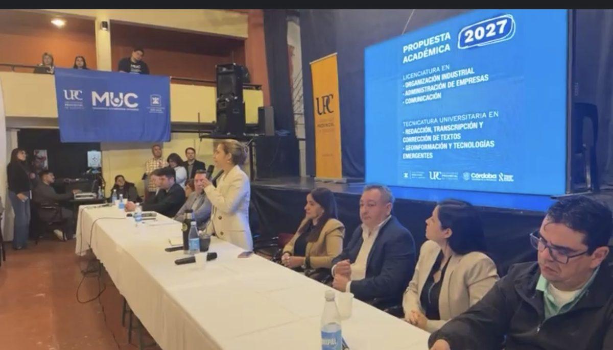 UPC plenario 